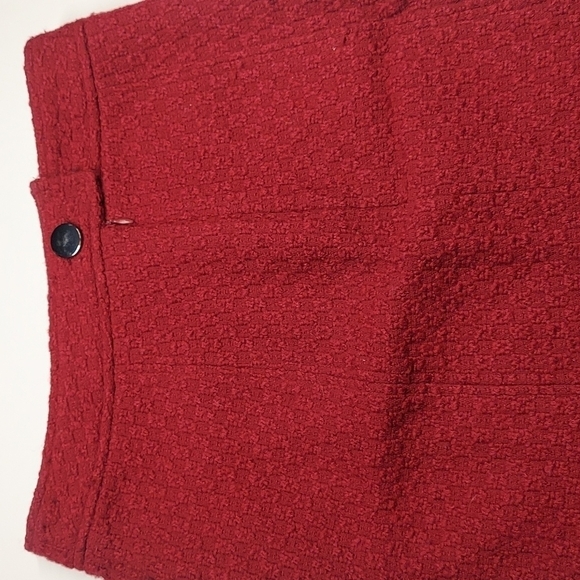 Banana Republic Merlot Wool Skirt Size 4 - Picture 2 of 11